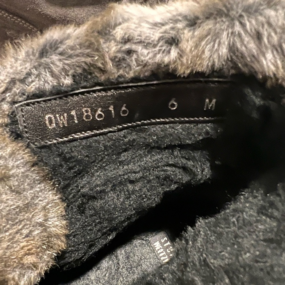 Stuart Weitzman Women’s Bobsled Faux Fur Suede Hiking Boots Fur Lined Size 6 - Picture 6 of 8